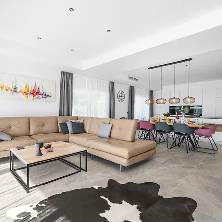 Casa Luma Tribunj (Sibenik-Knin)